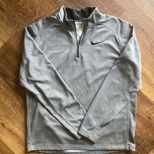 Mens nike size large quarter zip pullover therma fit